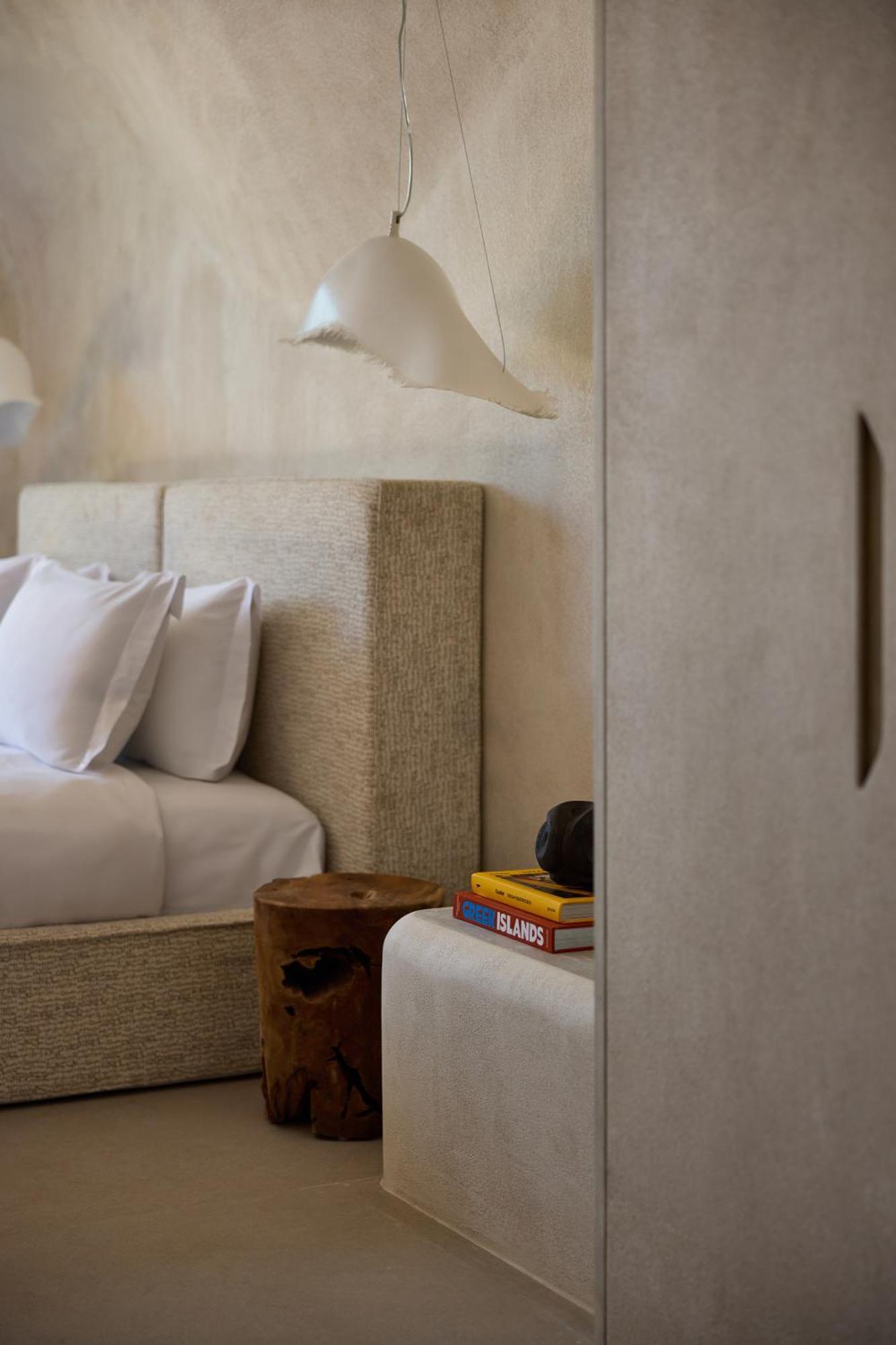 אימרוביגלי One Of One Hotel מראה חיצוני תמונה